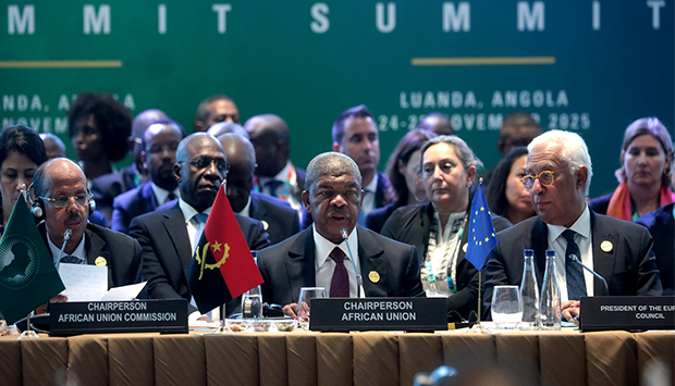 CIMEIRA UA-UE REPRESENTA UM PASSO DECISIVO NA RENOVAÇÃO DA PARCERIA ESTRATÉGICA