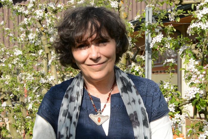 MARIE-MONIQUE TRAZ A ANGOLA “A FÁBRICA DAS PANDEMIAS” E APELA À PROTECÇÃO DA BIODIVERSIDADE