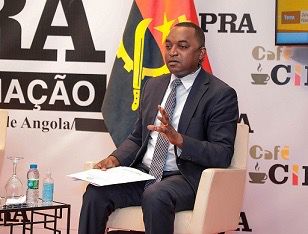 VITORINO MATIAS ACUSA KALUNGA DE DESVIAR RESIDÊNCIAS DA CENTRALIDADE VIDA PACÍFICA E MAYE MAYE