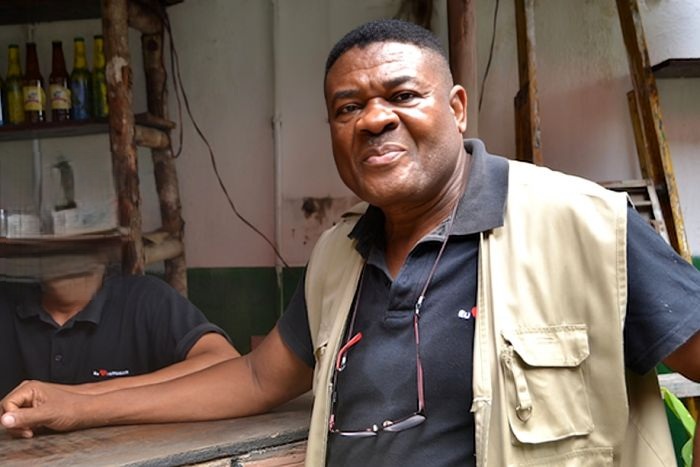 TODO POLÍTICO IGNORANTE É PERIGOSO E AVENTUREIRO – KAMALATA NUMA