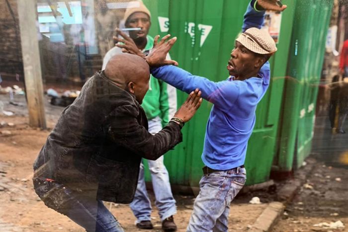 APÓS ATAQUES A IMIGRANTES: ANGOLA PEDE CAUTELA AOS CIDADÃOS RESIDENTES NA ÁFRICA DO SUL