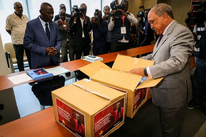 SUBCOMISSÃO DO CONGRESSO DO MPLA RECEBE HOJE RECANDIDATURA DE JOÃO LOURENÇO