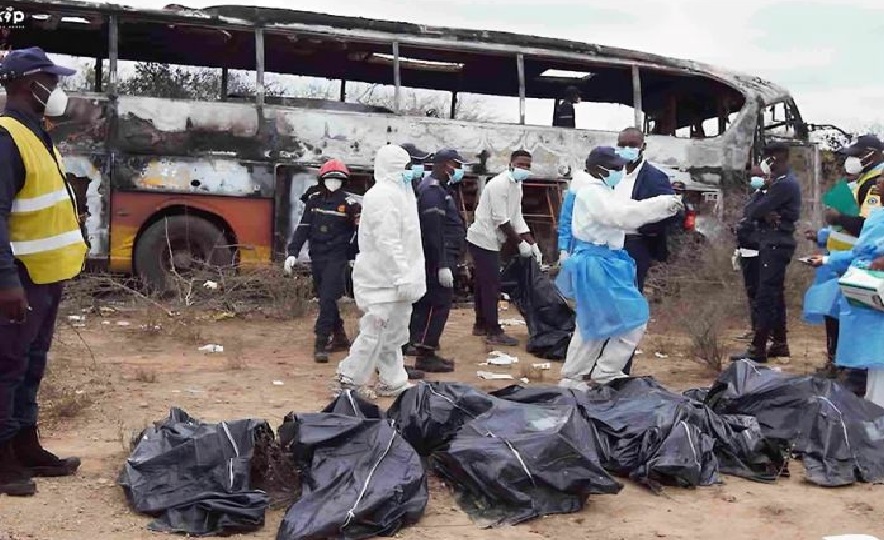 CORPOS CARBONIZADOS DIFICULTAM IDENTIFICAÇÃO DAS 22 VÍTIMAS MORTAIS DA TRAGÉDIA NO KWANZA SUL 