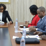 GREVE EM ANGOLA: SINPROF E GOVERNO RETOMAM HOJE NEGOCIAÇÕES SOBRE CARREIRA DOS PROFESSORES