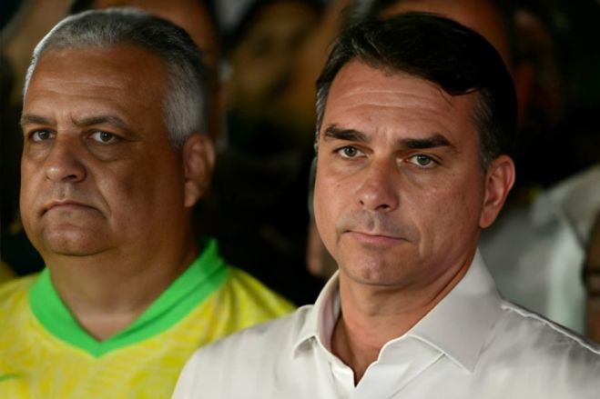 FLÁVIO BOLSONARO REJEITA RESULTADO E EXIGE ANULAÇÃO DAS ELEIÇÕES BRASILEIRAS