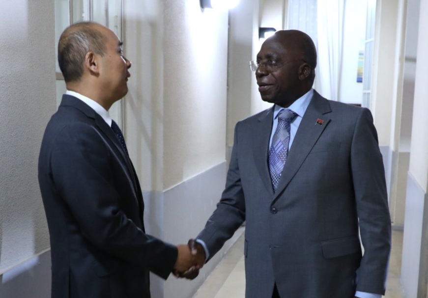 ANGOLA E CHINA REFORÇAM COOPERAÇÃO BILATERAL